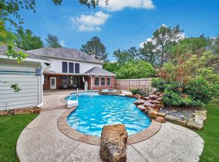 3 Murmuring Creek Pl, Conroe, TX 77385