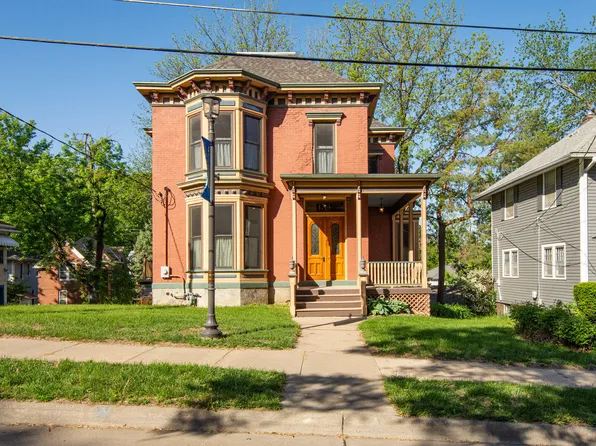 134 Park Ave, Council Bluffs, IA 51503