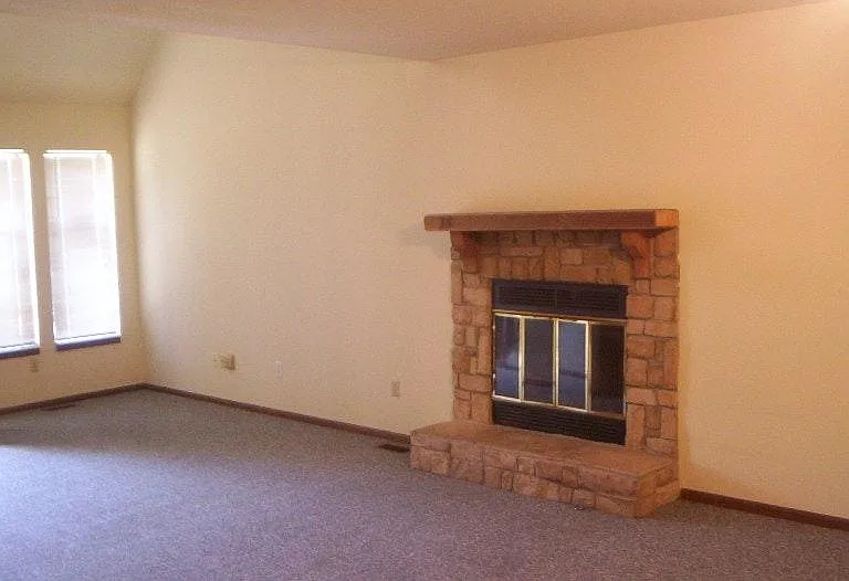 7324 N Liberty St — Photo 3