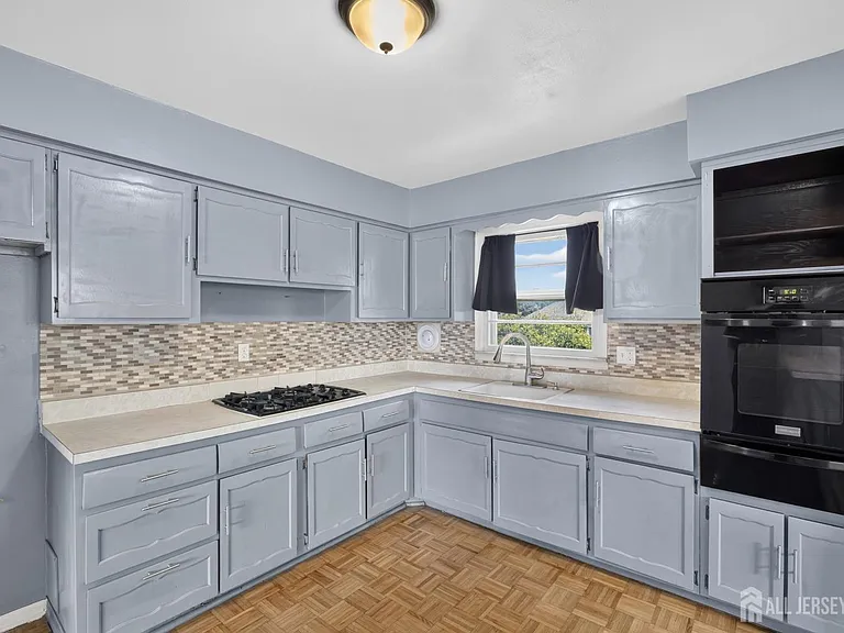 1755 Winfield St #2 — Photo 15