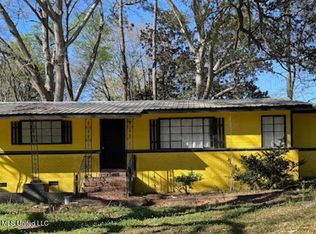 1136 Killarney St, Jackson, MS 39212