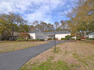 334 Country Club Dr, Pawleys Island, SC 29585