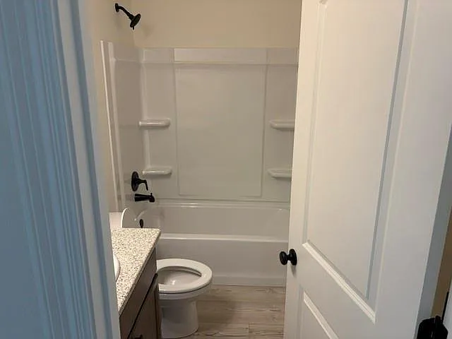 190 Southgate Dr — Photo 11