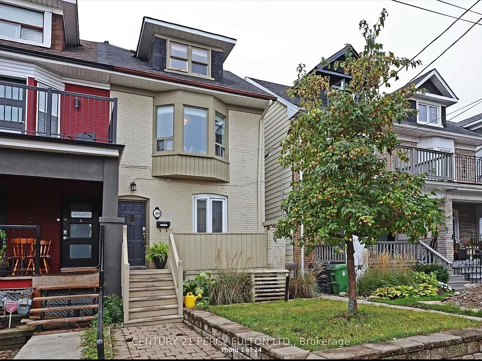 10 Muriel Ave #UPPER