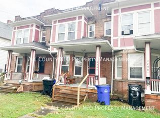 3298 W 98th St UNIT 5, Cleveland, OH 44102