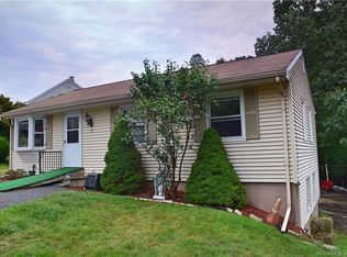 7 Morning Dove Rd, Naugatuck, CT 06770