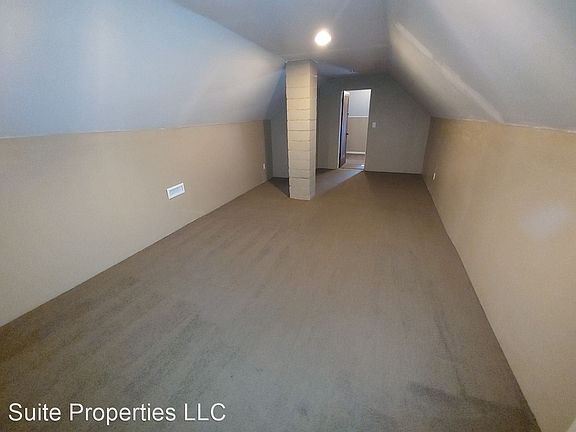 5th image of 17325 Washburn Ave
