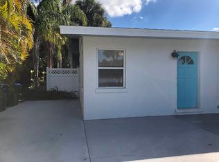209 83rd St, Holmes Beach, FL 34217