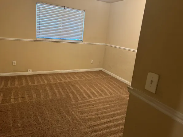 (undisclosed Address), Elk Grove, CA 95624