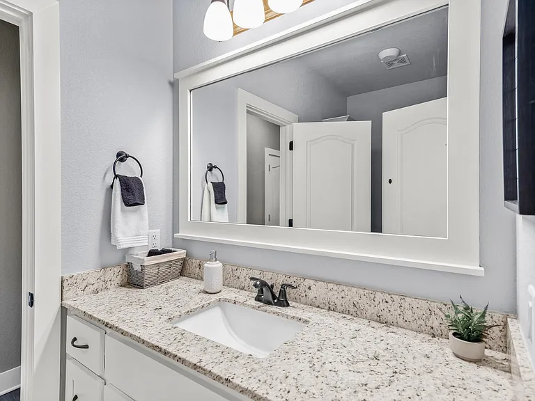 2103 Steinbeck Dr — Photo 24