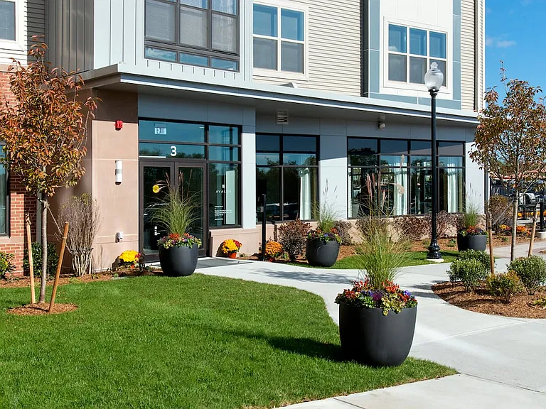 Leasing center exterior