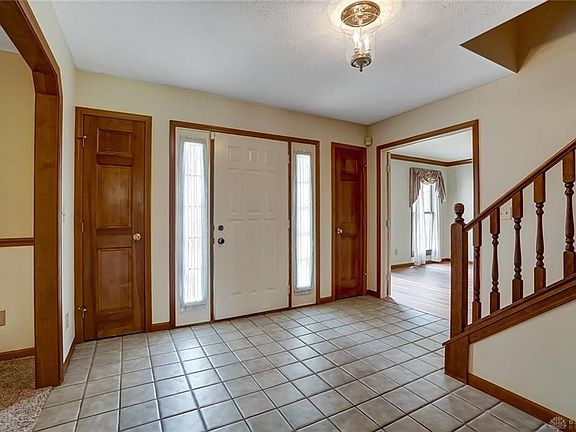 4th image of 847 Amy Lynn Dr