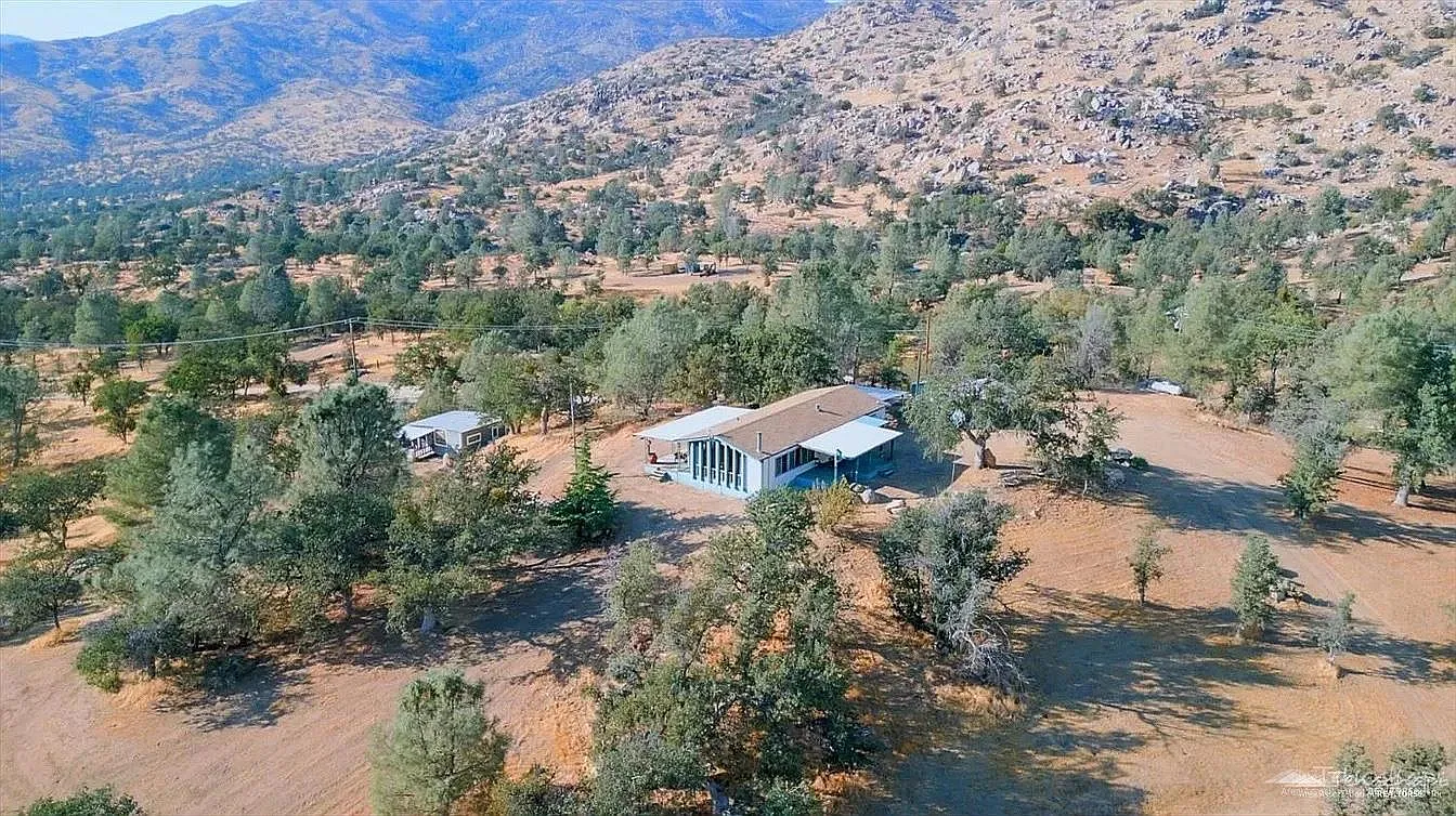18100 Thompson Canyon Ave photo 1