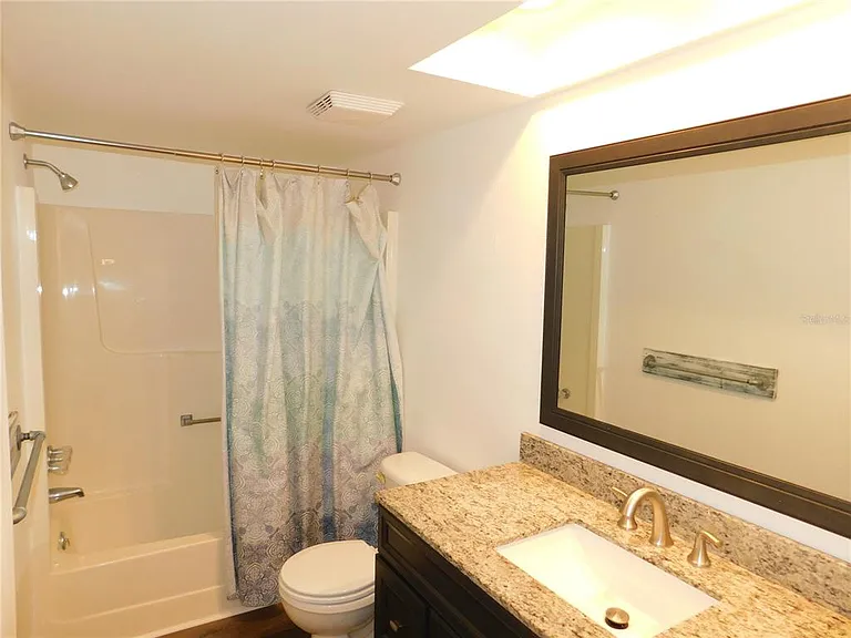 2561 Forest Run Ct — Photo 11