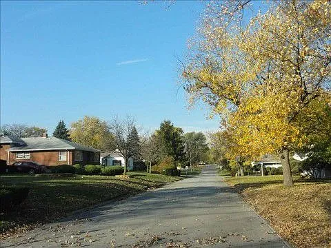2816 Woodworth Pl photo 1