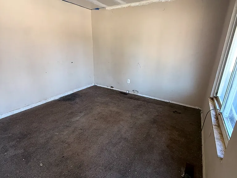2601 Torrance St — Photo 3