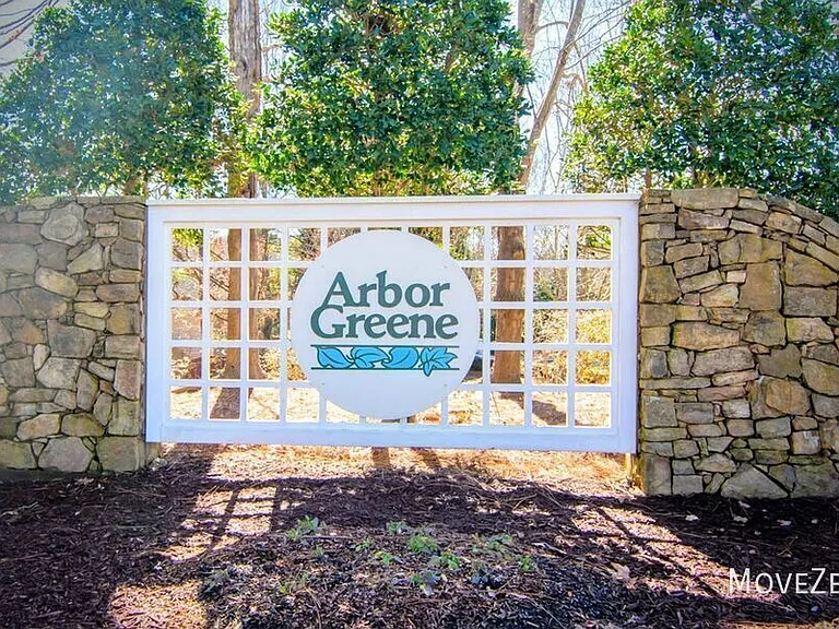 312 Arbor Greene Dr — Photo 10