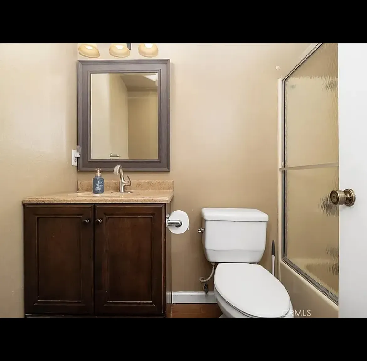 4 bed, 1761 sqft, $2,400 — Photo 3