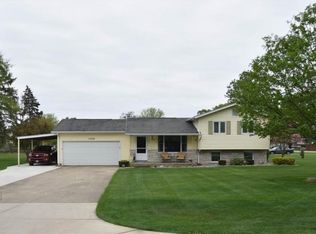 11020 Harrison Rd, Osceola, IN 46561