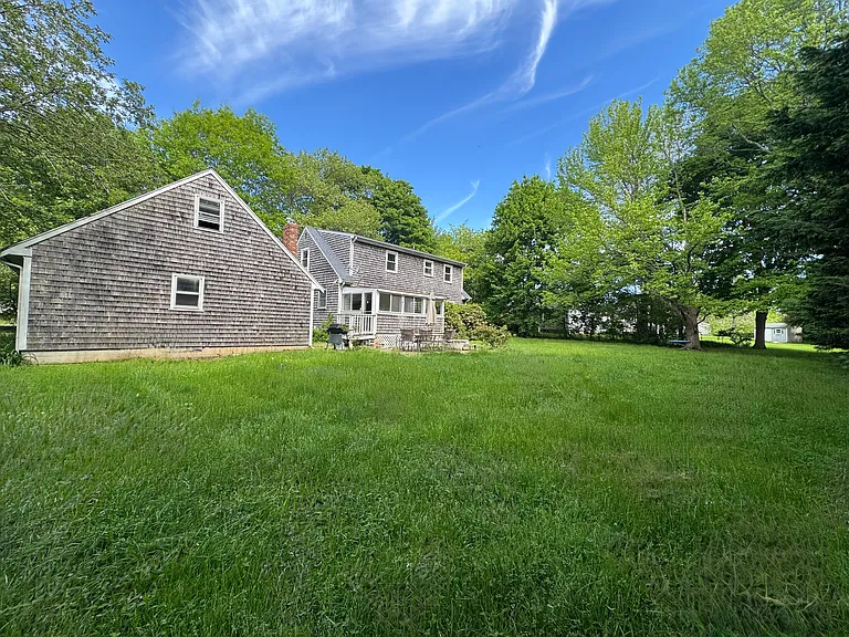 5 Barton Ln — Photo 5