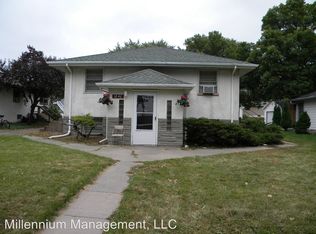 1846 Walnut St APT 5, Lauderdale, MN 55113