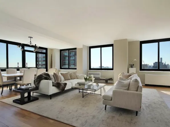 515 East 72nd Street 40B image 1 of 9