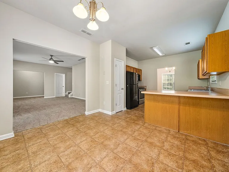 4750 Ferncrest Pl — Photo 4