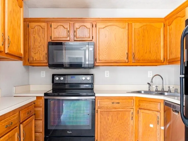 4768 Shenandoah Dr — Photo 13