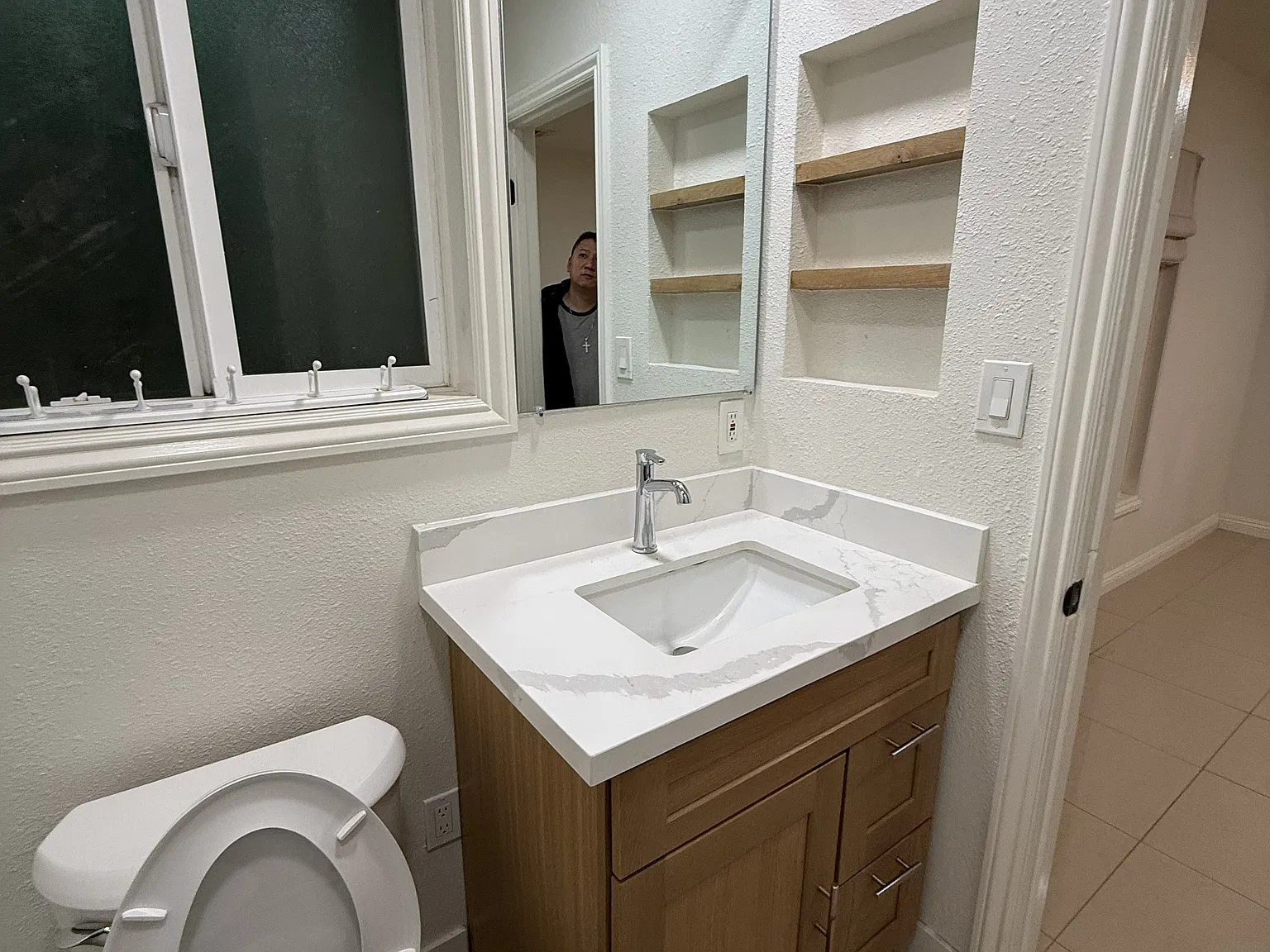 4 bed, 1341 sqft, $4,500 — Photo 1