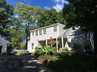 407 Arnold Rd, East Peoria, IL 61611