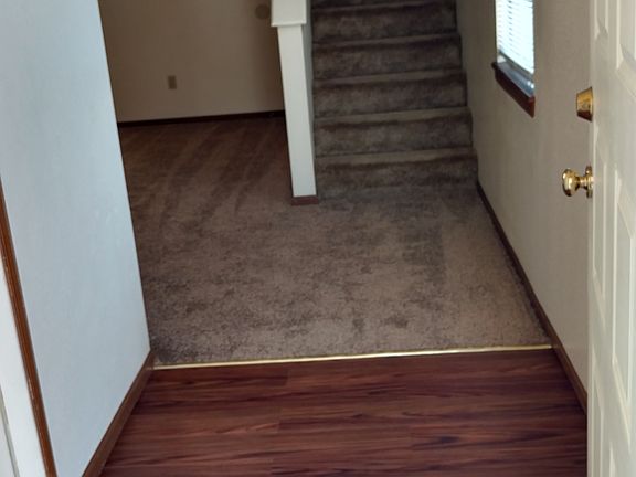 2nd image of 414 NW Nottingham Ln