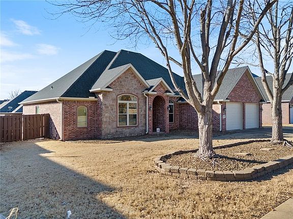 2nd image of 4439 W Lofty Wood Dr