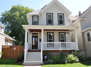 3233 Cuyler Ave, Berwyn, IL 60402