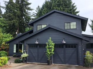 5704 SW Hamilton St, Portland, OR 97221