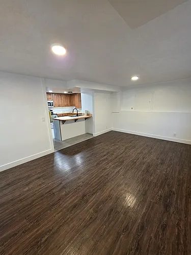 1166 W 4370 S Photo 1