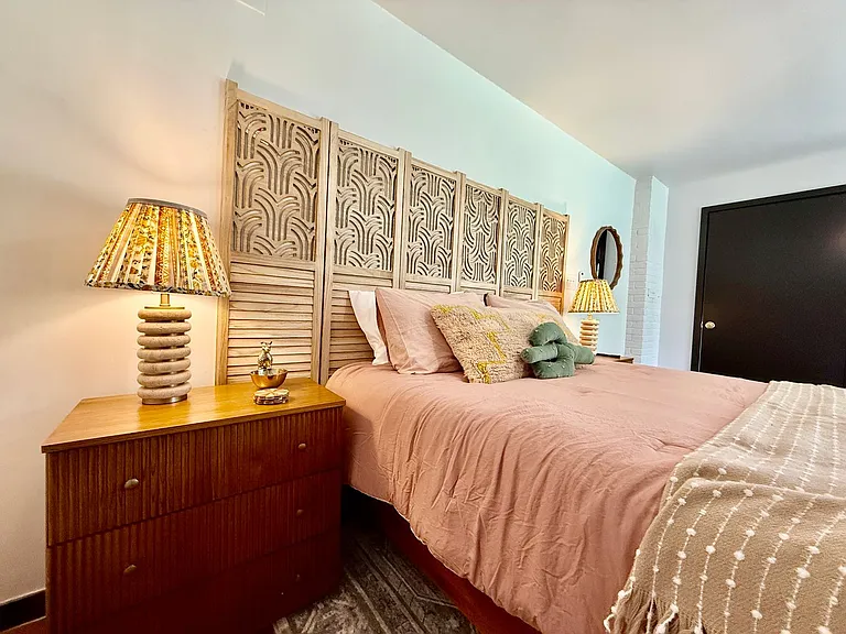527 Valewood Ln — Photo 32