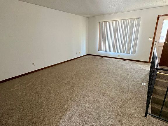 4th image of 340 Olympic Dr