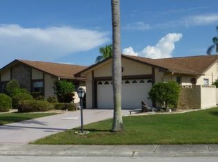1502 New Bedford Dr, Sun City Center, FL 33573