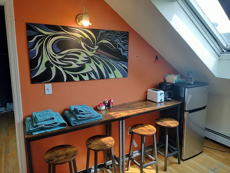33 Lambert St #4 — Photo 9