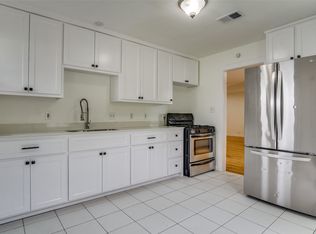 5861 Coleman St, Westworth Village, TX 76114