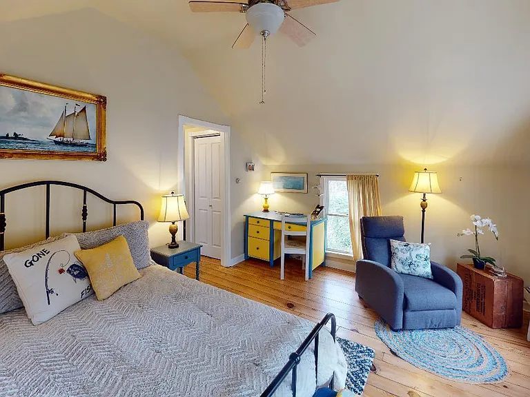 144 Sawkill Ave — Photo 19