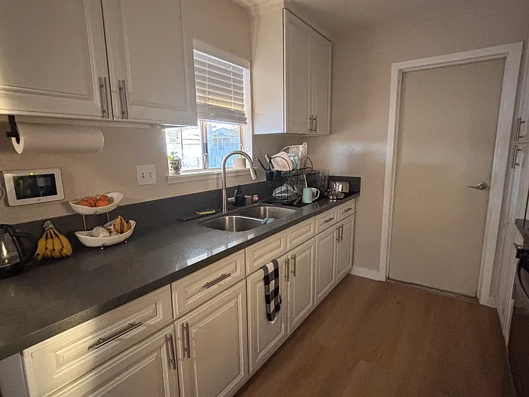 10232 Cottonwood Ave — Photo 6