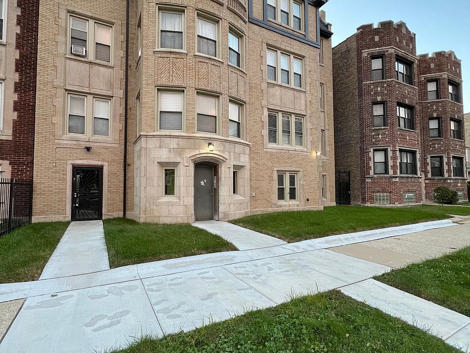 1st image of 9133 S Bishop St #2