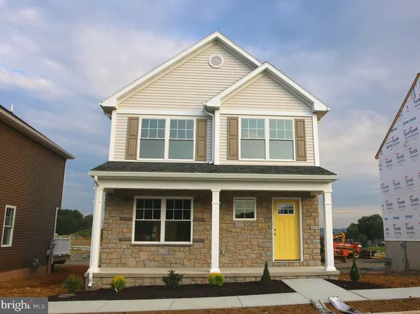 41 Coastal Ave #21, Ephrata, PA 17522
