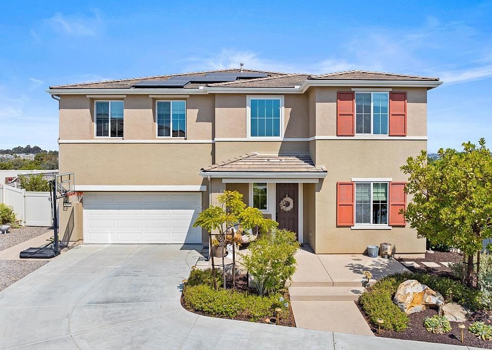 1st image of 1211 Tesoro Pl