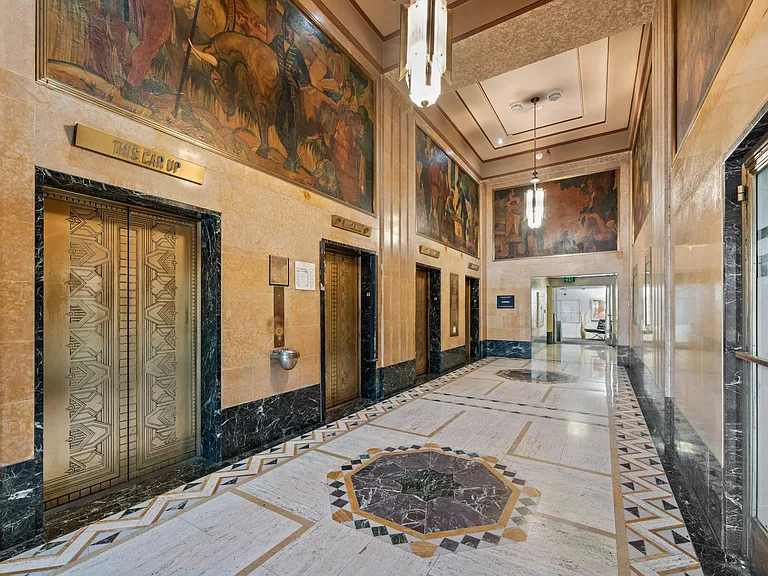 Title Guarantee Building Lofts — Photo 1