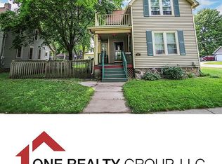 1121 N Superior St, Appleton, WI 54911