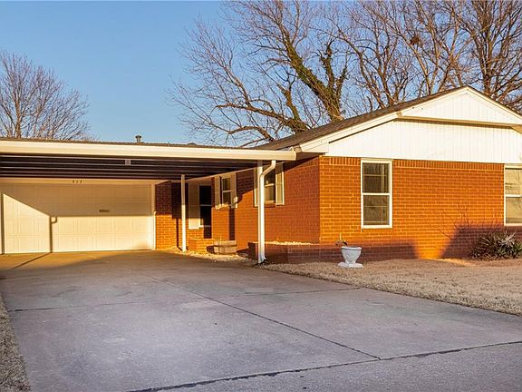2nd image of 917 W Silver Meadow Dr