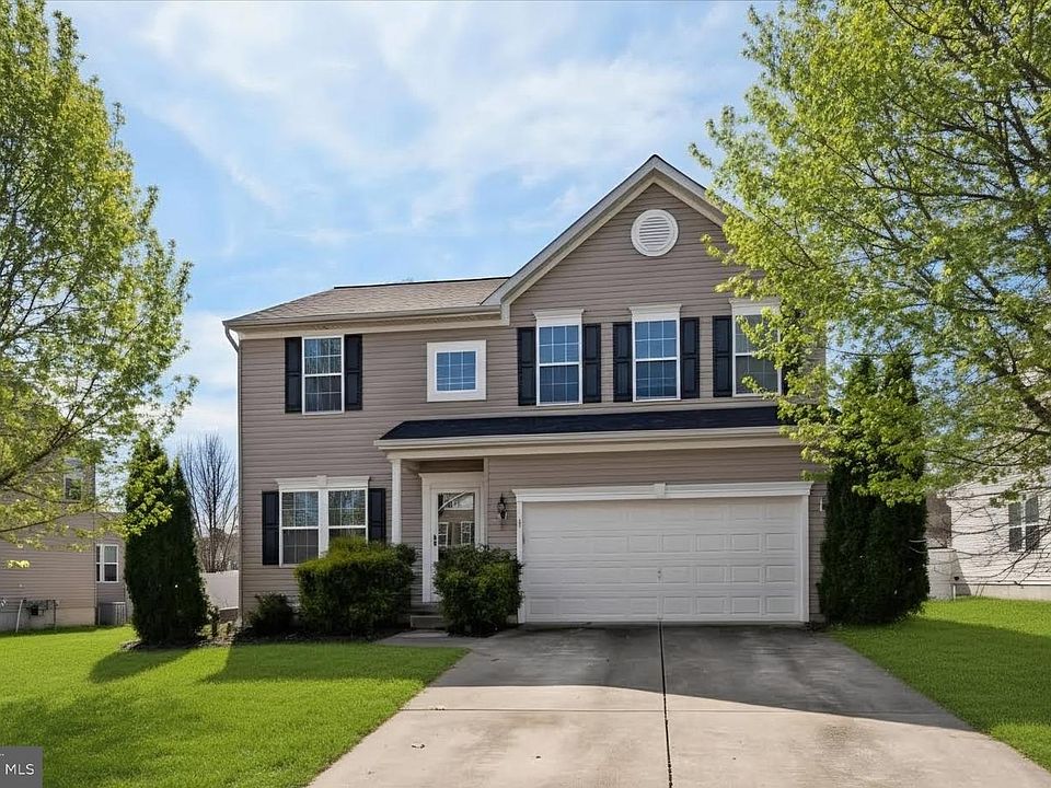 1st image of 8 Rembrandt Way