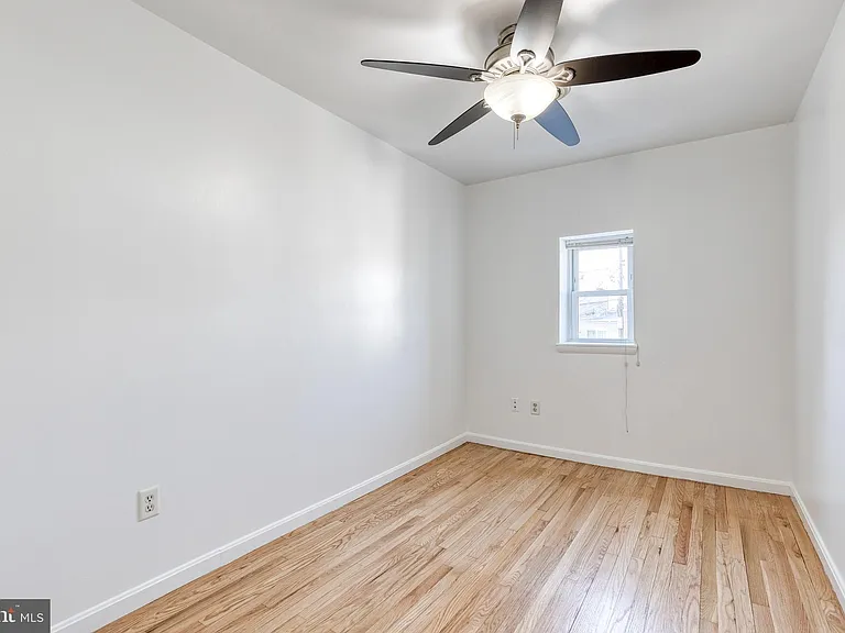 1608 S Hanover St — Photo 11